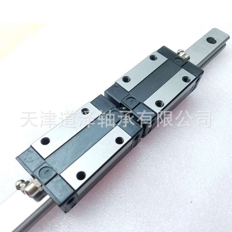 直线导轨滑块SSVR28 C-SVR28-160/220/280/340/400/460/520/580 - 图1