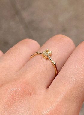 黄钻小方糖戒指女气质轻奢闪钻锆石高级感竹节指环开口方钻食指戒