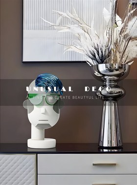 现代极简北欧样板间饰品机器人像摆件G客厅玄关书房儿童房桌面饰