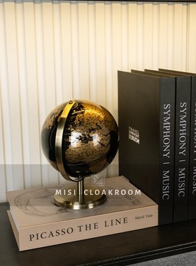 现代简约展厅样板间客厅书房书桌书架摆件家居民宿高级感软装饰品