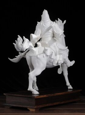 千里走单骑个性工艺品家居办公礼品客厅招财开业装饰摆件瓷马摆件
