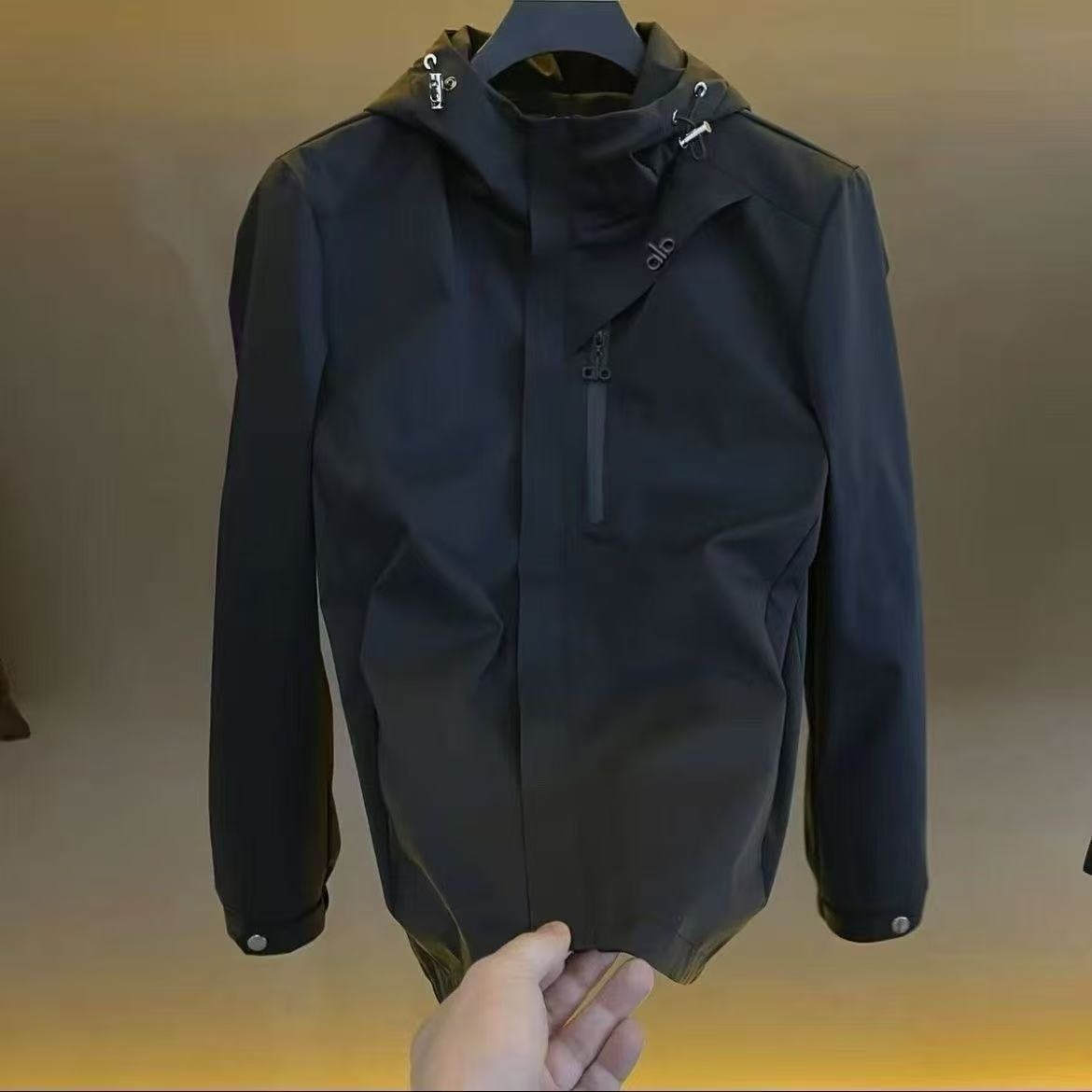 2025新款男士春秋连帽外套商务休闲轻奢潮流上衣爆款夹克反季男装 - 图1