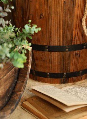 森系酒桶圆桶e木制桶酒吧酒庄装饰品婚庆布景剧组摄影道具木质摆