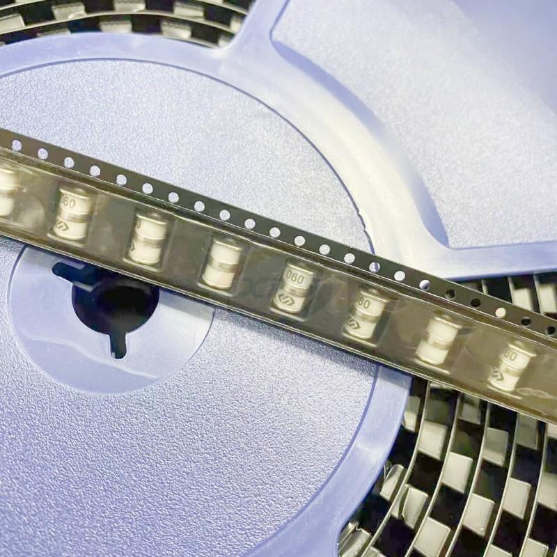 [XRS]贴片陶瓷气体放电管3RL090M-5-SS 3SPC090F B3D090L-C 90V - 图2