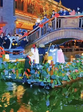 定制木船电动g水上舞台表演船仿古网红演艺游船码头夜游灯光花船