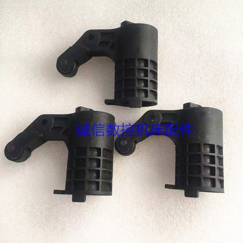 原装台湾冈田CNC刀库刀套BT40 加工中心刀套刀杯65度75度90度,淘宝优惠券,粉丝福利购,淘宝优惠卷