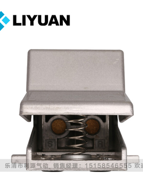 亚德客型气动脚踏开关4F210-08L带锁带罩二位五通脚踏阀FV420/320