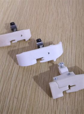 飞马银箭拷边机三线四线塑料压脚五线锁边机包缝机压脚底板压脚皮