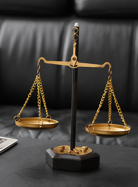 复古怀旧铁艺天平秤n摆件北欧轻奢律师办公室桌面家居饰品摄影道