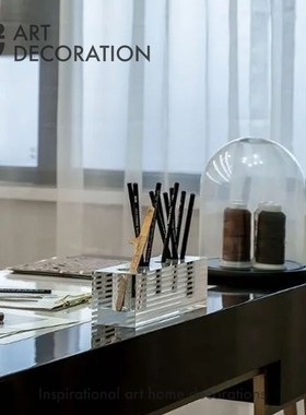 现代样板间书房书桌方形水晶玻璃笔筒多功能桌R面收纳装饰品摆件