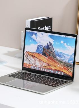 样板真间主卧飘窗主饰人房22.11.25书桌书房书柜软装品摆件仿笔记