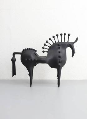 欧式个性马摆件厅玄居关样板间办公室卧室客书房餐厅桌刺0786面家