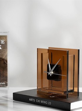 现代轻奢样板间卧室组合摆件桌面音响高级感玻璃时钟台钟软装饰品