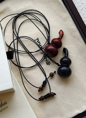 新中式葫芦吊坠黑色皮绳黑绳项链女款2024新款长款挂脖毛衣链长链