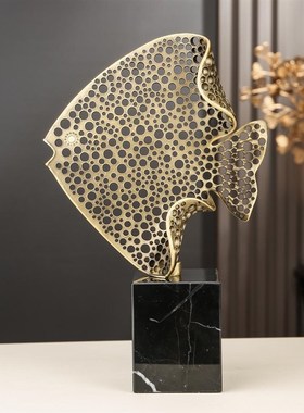 高级感大理石招财鱼摆件酒店办公室电视柜玄关酒柜装饰金属工艺品