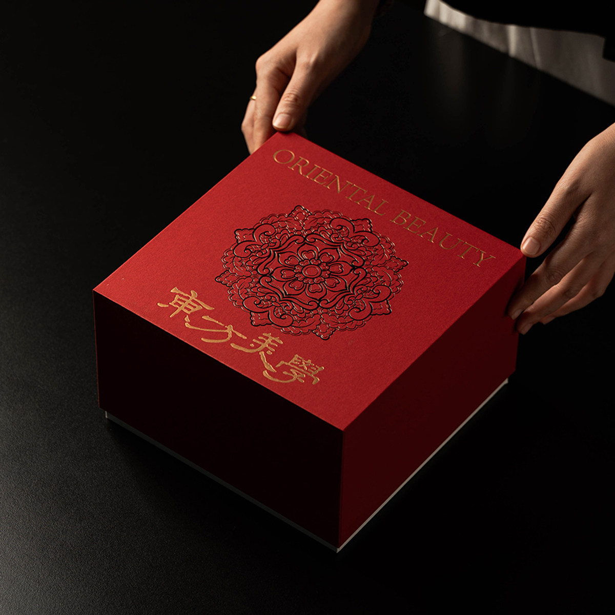 New Chinese style high-end red oriental aesthetic gift box gift-giving special packaging box cover bowl tea cup tea set gift box