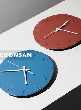 简约现代树脂创意北欧时钟个性客厅家用时尚挂钟简约静音钟表