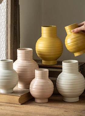 巷子尾今年新宠简约现代陶瓷花瓶客厅餐桌插花器装饰摆件微瑕