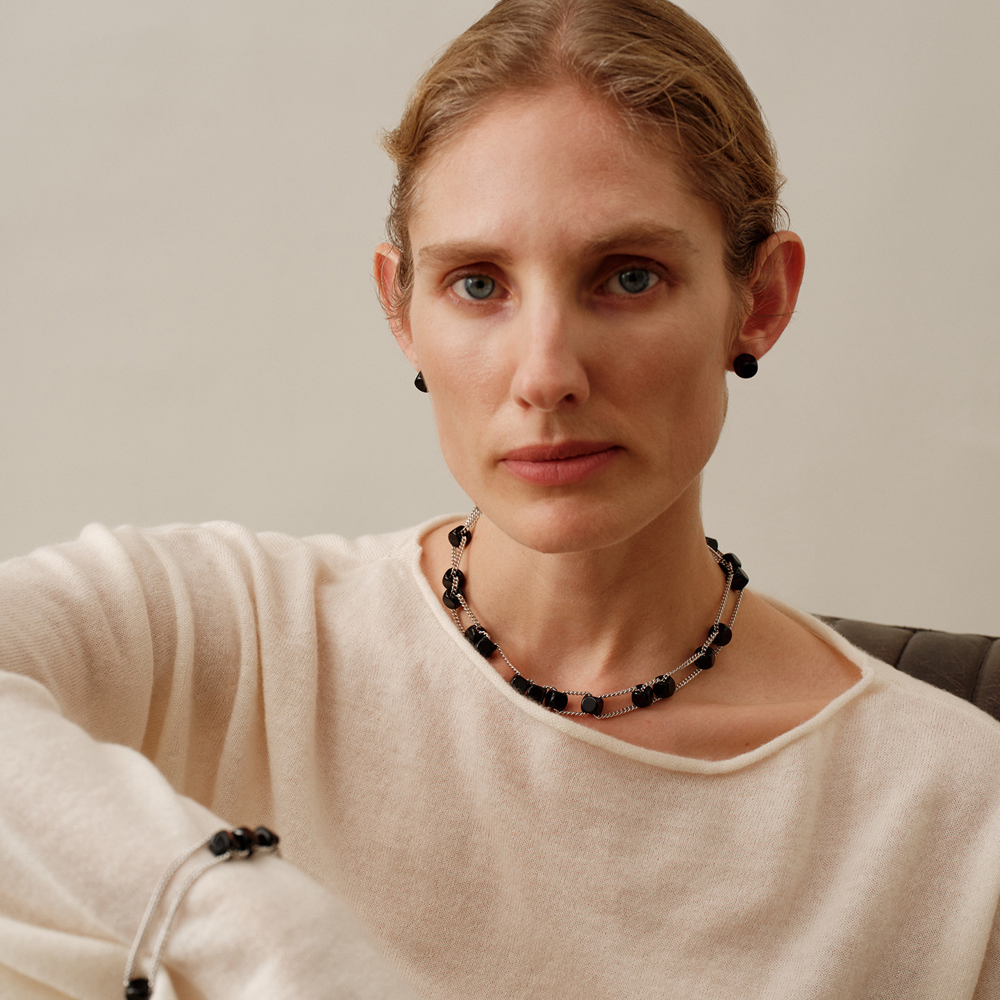 Le' Murmure 无垠宇宙 火山岩原矿稀有原石 古法纯手工黑玛瑙耳钉,淘宝优惠券,粉丝福利购,淘宝优惠卷