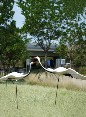 户外仿真动物飞仙鹤玻璃钢雕塑落地摆件简约现Q代庭院公园草坪装