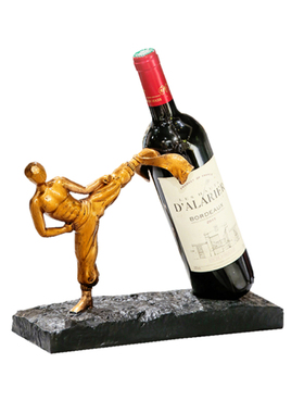 现代简约金属人物红酒瓶展示架摆件家居K样板房间酒吧酒柜软装饰