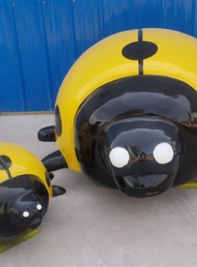 定制创意玻璃钢卡通动物雕塑大型玻璃钢雕塑装饰摆件雕塑实力厂家