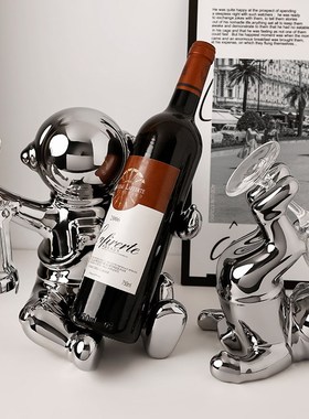 轻奢风陶瓷宇航i员红酒架创意酒柜装饰品摆件客厅餐桌家居酒托摆