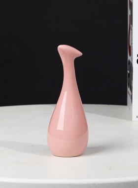 现代简约装饰品三口鹿摆件家居装饰品客厅酒柜摆设品礼.品桌面摆