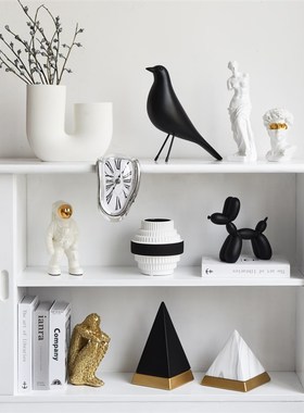 北欧现代创意几何样板间客厅玄关B轻奢装饰品金字塔摆件办公室酒