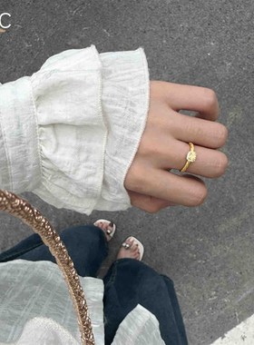 金色小方糖戒指简约轻奢高级感时尚气质20K23年新款个性百搭指环