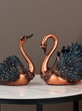 欧美风格树脂工艺品摆设创意情侣天鹅酒架摆件酒柜电视柜装饰品