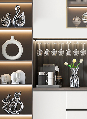 酒柜电视b柜轻奢高档摆件创意家居客厅玄关高端大气装饰工艺品摆