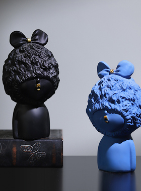 简约现代创意嘟嘴女孩工艺品桌面摆件家居M客厅酒柜柜子装饰品摆