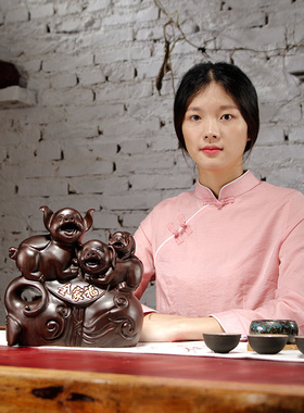 黑檀木全家福笑脸猪雕刻摆件生肖猪红木E家居客厅电视柜装饰工艺