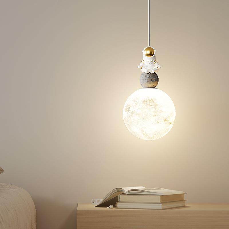 奶油风儿童房灯床头吊灯现代简约背景墙灯月球宇航员卧室小吊灯,淘宝优惠券,粉丝福利购,淘宝优惠卷