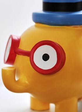 概念树脂象个性摆件现代简约潮玩客厅样J板房儿童房玄关装饰品送