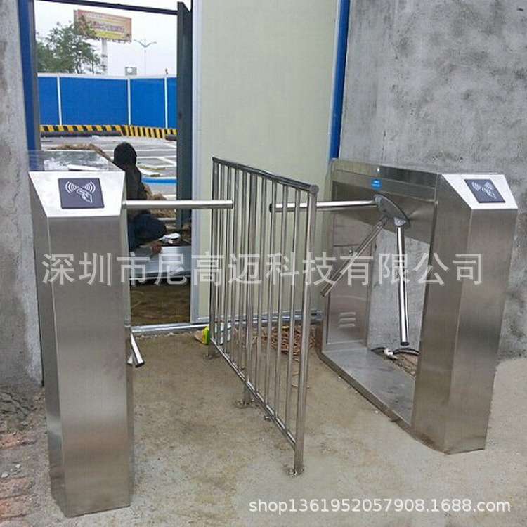 Pingzhou stainless steel three-roller turnstile construction site two-way three-pole turnstile 304 stainless steel clock and attendance rolling turnstile