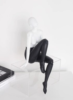 空山基机械女神摆件高级科技感客厅玄关电视酒柜办公室桌面装饰品