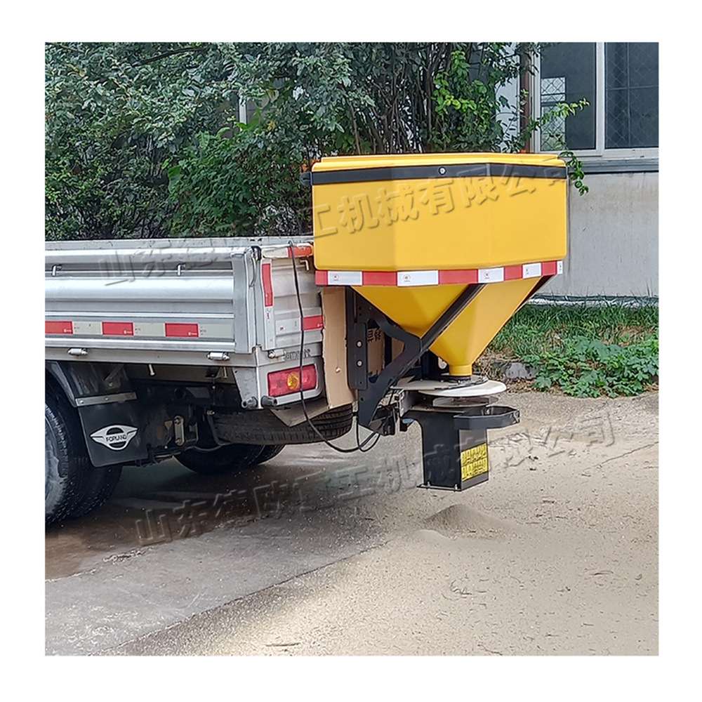 融冰四冲程撒盐机路面学校广场除雪设备车载式小型融雪剂撒布机-图2