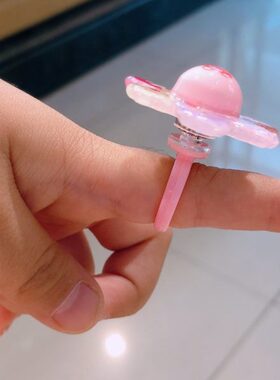 卡通饰品男宝指环儿童戒指礼盒旋转女童玩具创意生日礼物可爱公主
