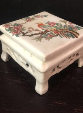 （案图桌子玩家居装饰摆件仿古花鸟玉彩粉收藏小号做旧民国）四方