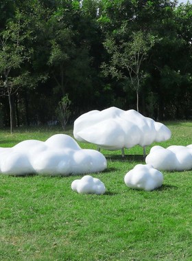 简约玻璃钢云朵雕塑户外公园林草坪售楼处仿真人物装饰摆件品