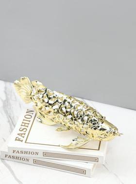 代约简金属镂空金龙鱼艺2147术装饰摆件客厅玄关房软装家居书现装