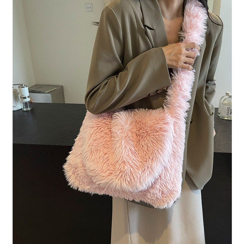 毛绒包包女大容量2025秋冬季新款学生上课包韩系毛茸茸斜挎通勤包,淘宝优惠券,粉丝福利购,淘宝优惠卷