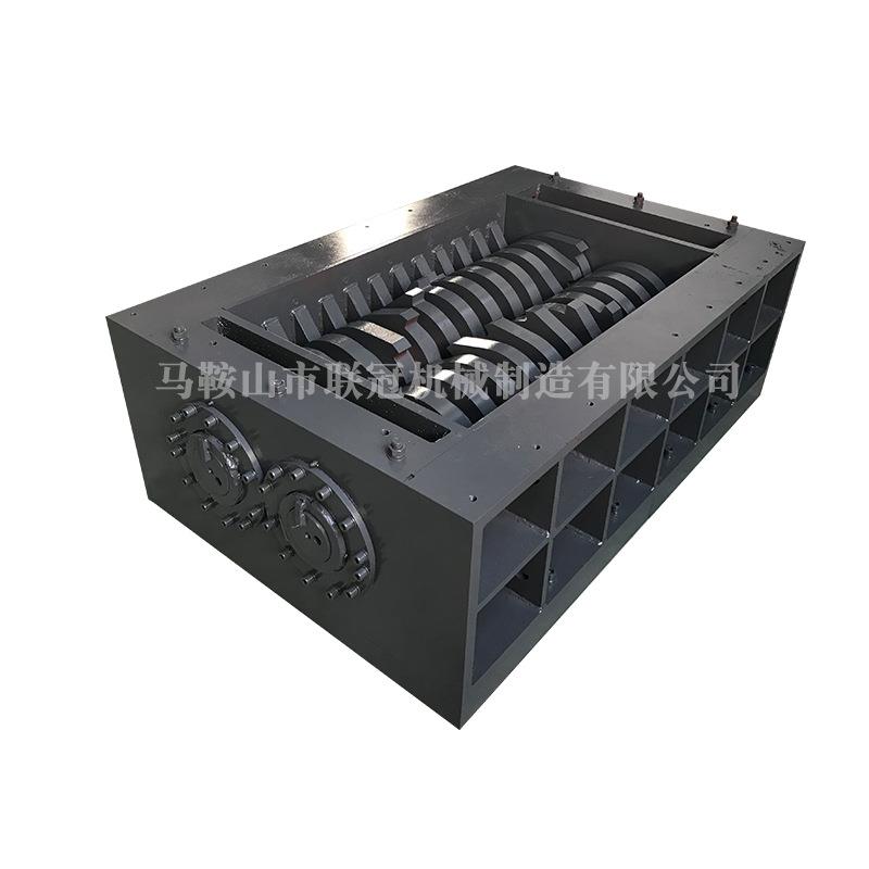 Manufacturer custom-made shredder body, crusher chassis, double-shaft shredder blade, solid waste shredder knife box