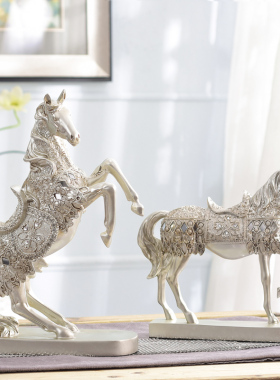 装饰品摆件马酒柜玄关客厅创w意招财办公室桌面中式工艺家居小摆