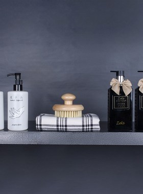 样板房间洗衣g房阳台柜软装饰品卫生间香薰毛巾洗衣液卫浴套装摆