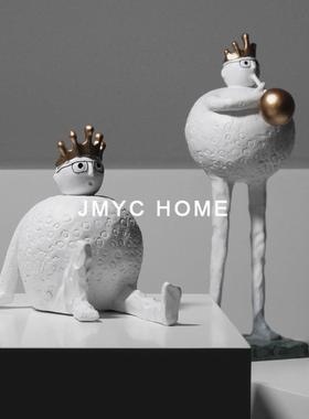 简约现代意卡通人物雕塑摆件样板间家居书软工装玄关EUJ房桌面创