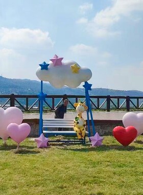 网红景区装饰云朵秋千椅玻璃钢座椅雕塑商场广场美陈拍E照打卡摆