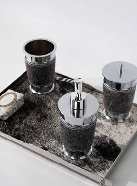 约现代简皮革卫浴套装摆摆放样板间浴宿室马毛皂液器酒ISH店民装